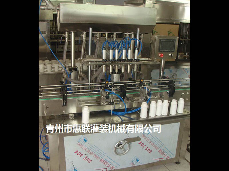 玻璃水灌裝設(shè)備 玻璃水灌裝設(shè)備