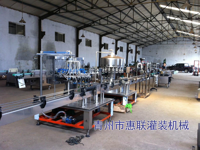 紅酒灌裝機(jī)