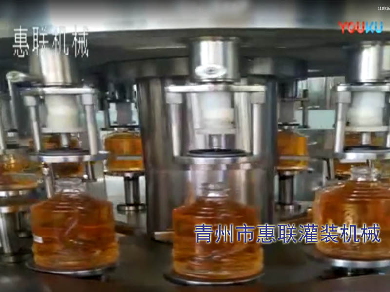 全自動(dòng)食用油灌裝設(shè)備 全自動(dòng)食用油灌裝設(shè)備
