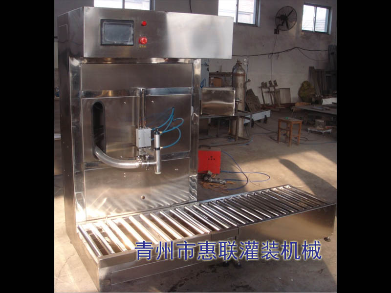 全自動大桶油類灌裝設(shè)備