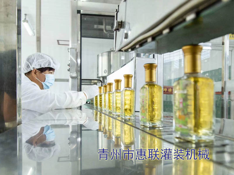 瓶裝橄欖油灌裝機(jī)生產(chǎn)線(xiàn)